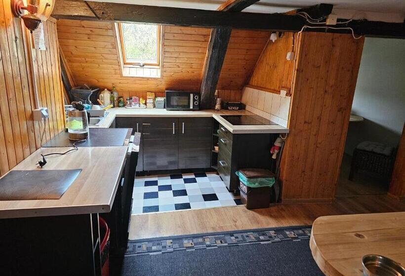 فندق Osmelakowa Dolina