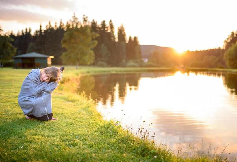 فندق Osmelakowa Dolina