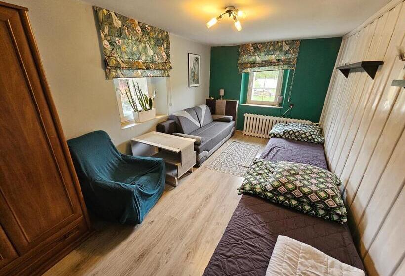 فندق Osmelakowa Dolina