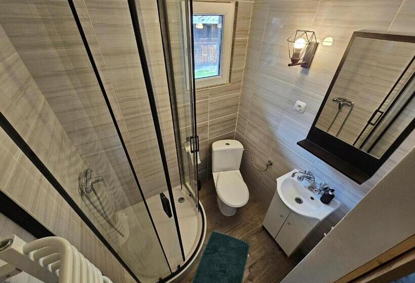 فندق Osmelakowa Dolina