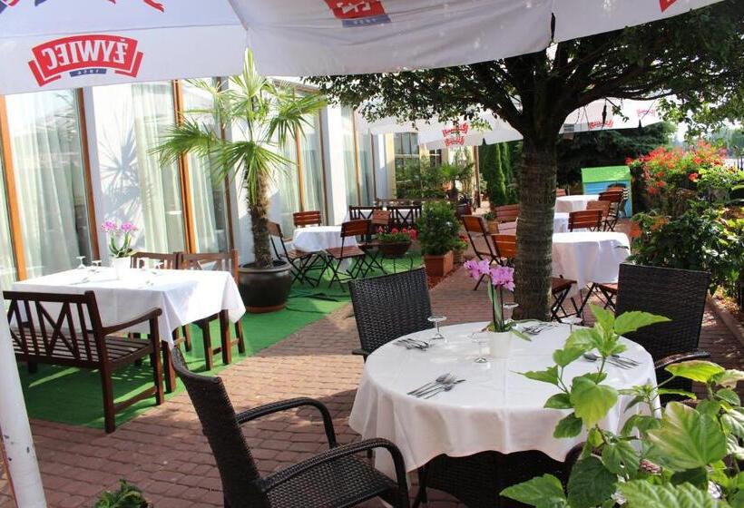 בית מלון כפרי Piano Cafe B&b