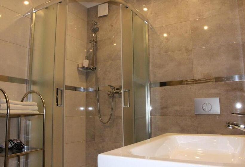 בית מלון כפרי Piano Cafe B&b