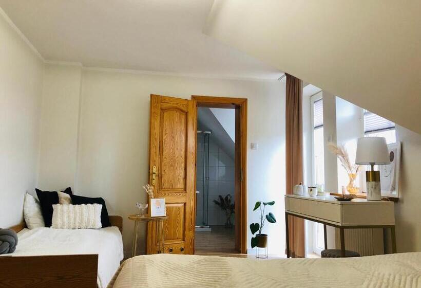 Отель Pokoje Agroturystyczne U Hani