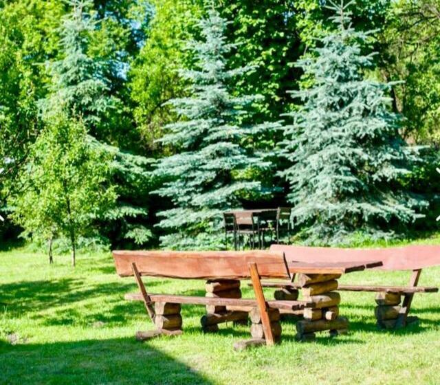 ホテル Pokoje Przy Zamku