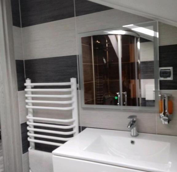 בית מלון כפרי Pokoje Przy Zamku