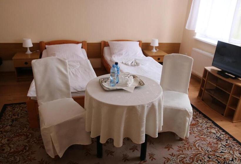 בית מלון כפרי Polonia