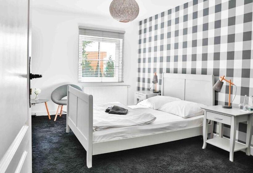 בית מלון כפרי Portus