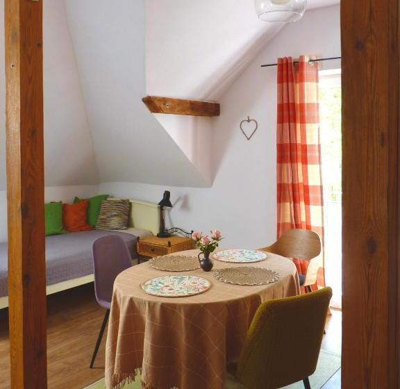 ホテル Ptasi Ogród