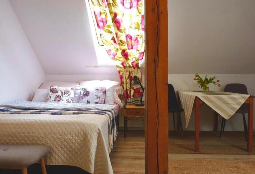 ホテル Ptasi Ogród