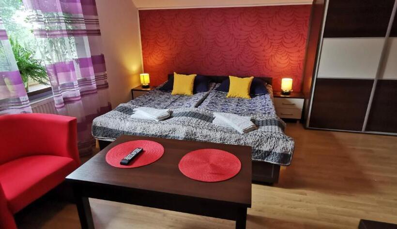 בית מלון כפרי Ranczo U Stefana