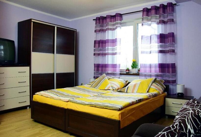 בית מלון כפרי Ranczo U Stefana