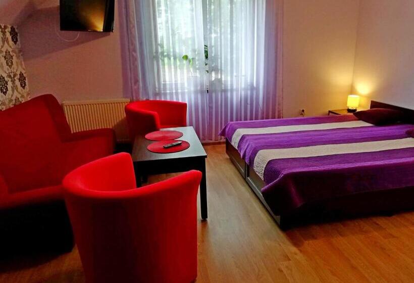 בית מלון כפרי Ranczo U Stefana