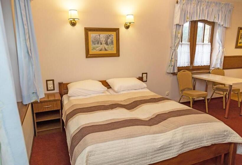 호텔 Ranczo W Dolinie   Bałtów