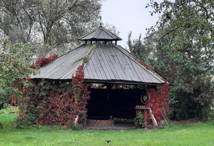 בית מלון כפרי Stajnia Bukwica