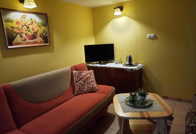 בית מלון כפרי Stajnia Bukwica