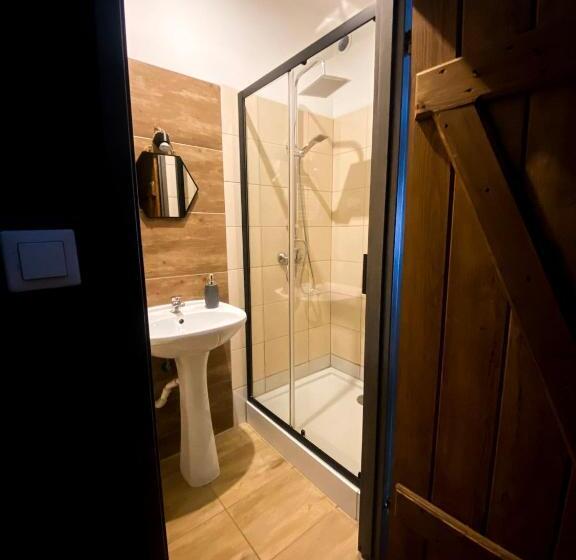 בית מלון כפרי Stajnia Na Warszawskiej