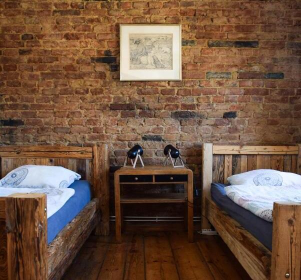 בית מלון כפרי Stajnia Na Warszawskiej