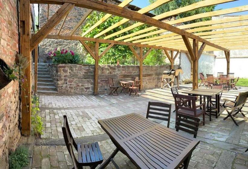 בית מלון כפרי Stajnia Na Warszawskiej