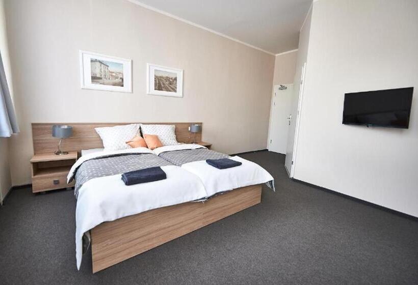 酒店 Stara Cynkownia