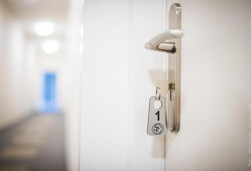 酒店 Stara Cynkownia