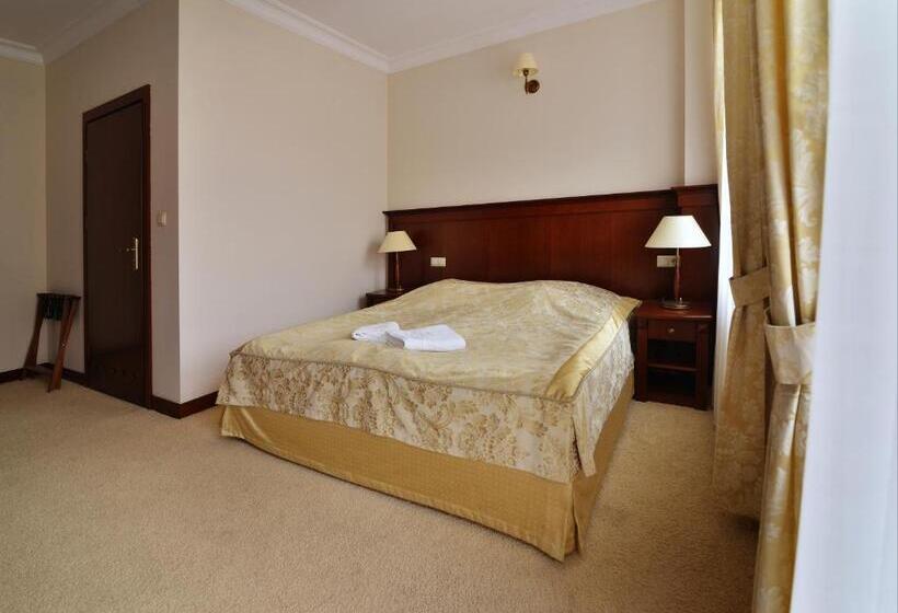 בית מלון כפרי Ulubiony