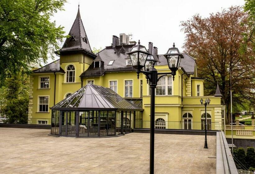 Отель Villatoro