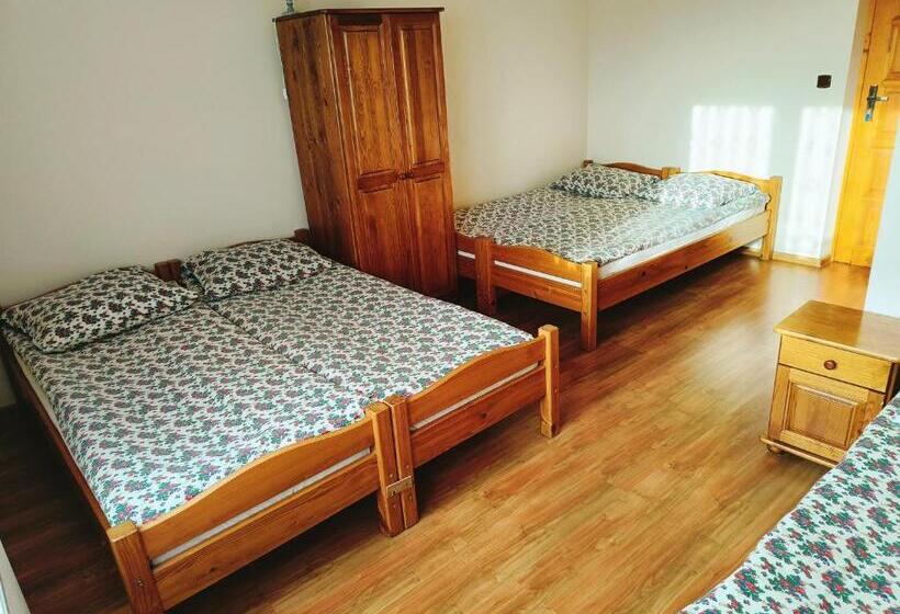 בית מלון כפרי Willa Wyrostek