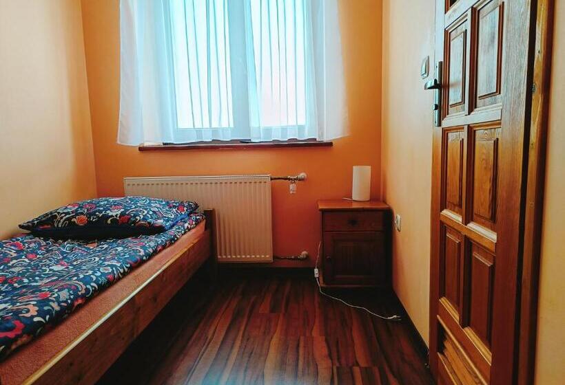 בית מלון כפרי Willa Wyrostek