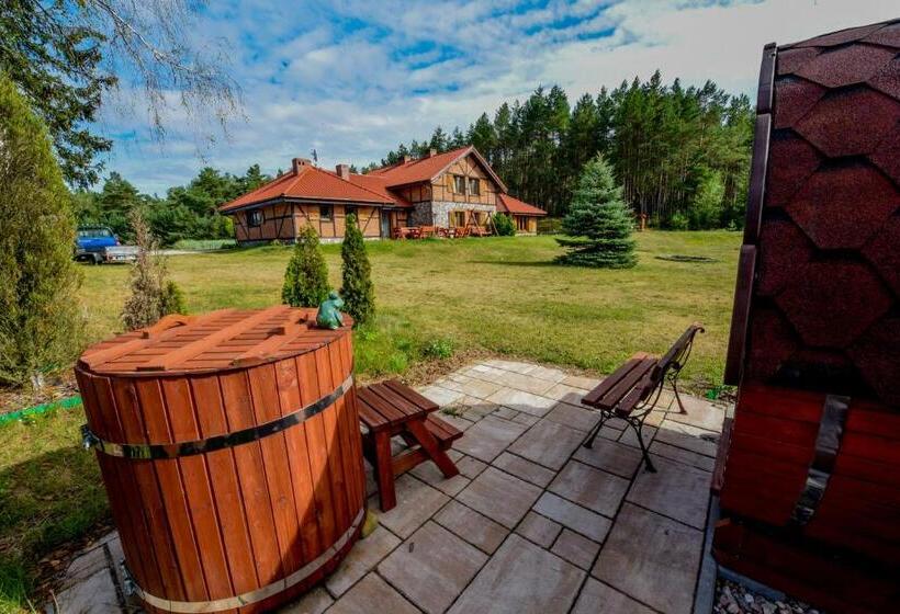 酒店 Winnica żabi Raj