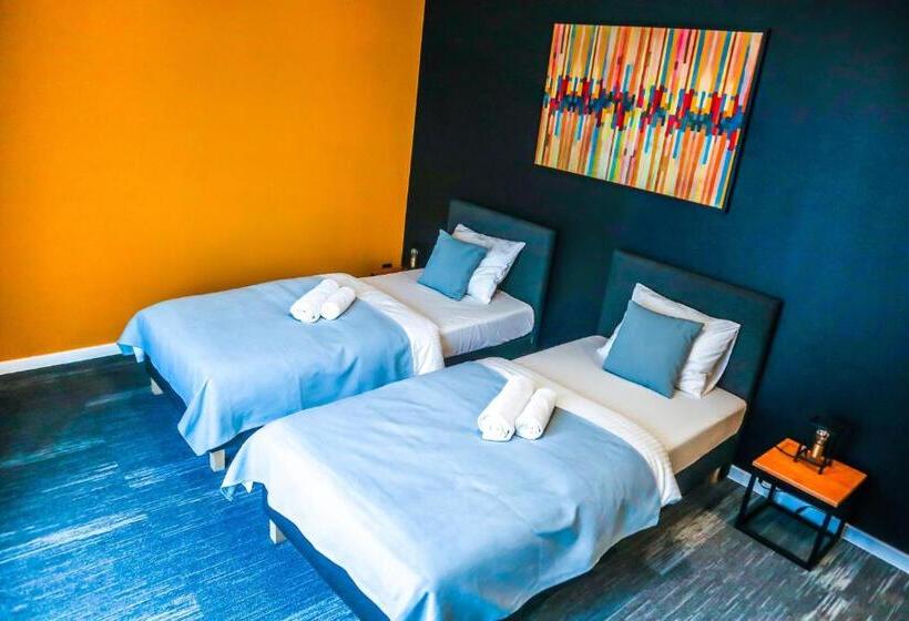 Kaktus Chill & Sleeping   50 M Od Rynku