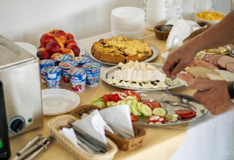 فندق على الطريق Tor Kielce