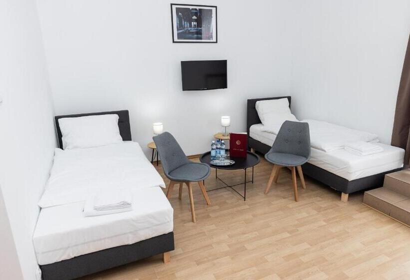 فندق على الطريق Tor Kielce