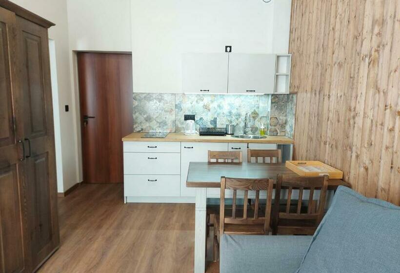 Пансион 4 Strony świata Pokoje I Apartamenty