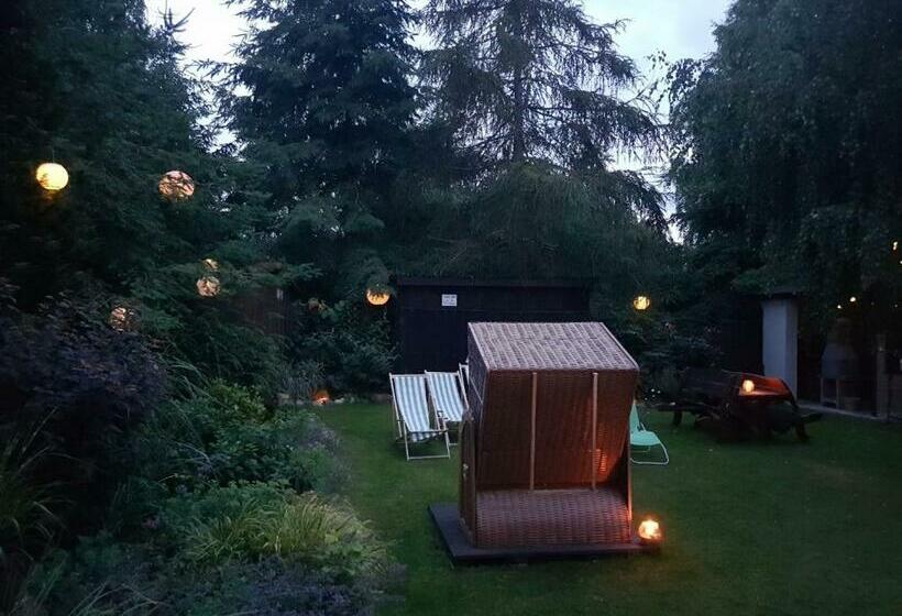 Пансион 4 Strony świata Pokoje I Apartamenty