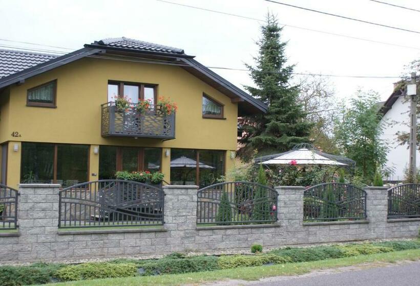 פנסיון Agrogosia