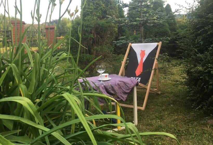 ペンション Agroturystyka U Madzi