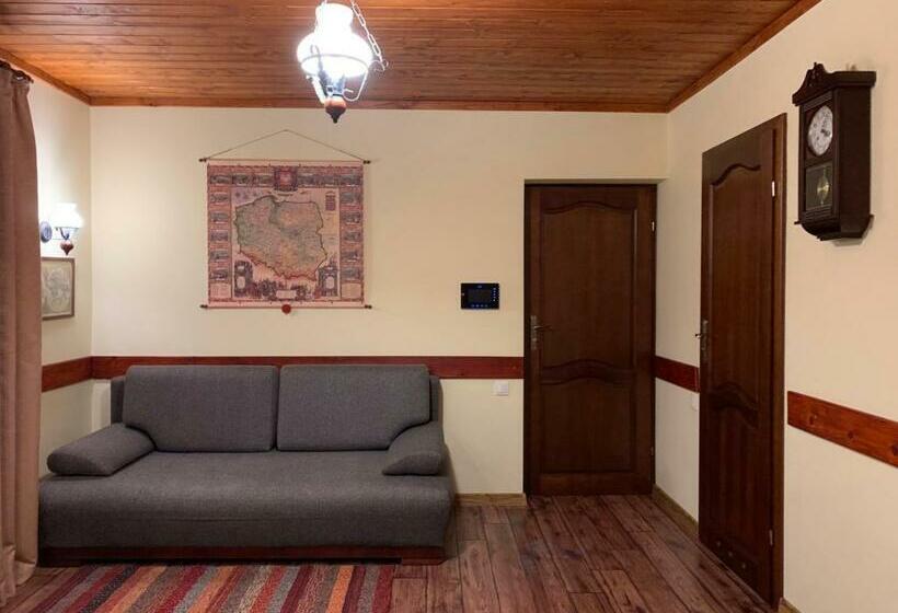 پانسیون Alpina