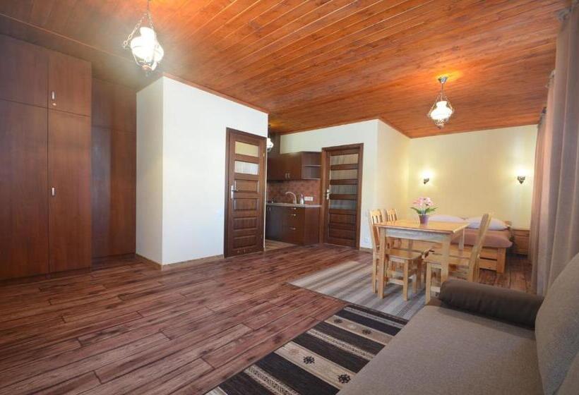 پانسیون Alpina