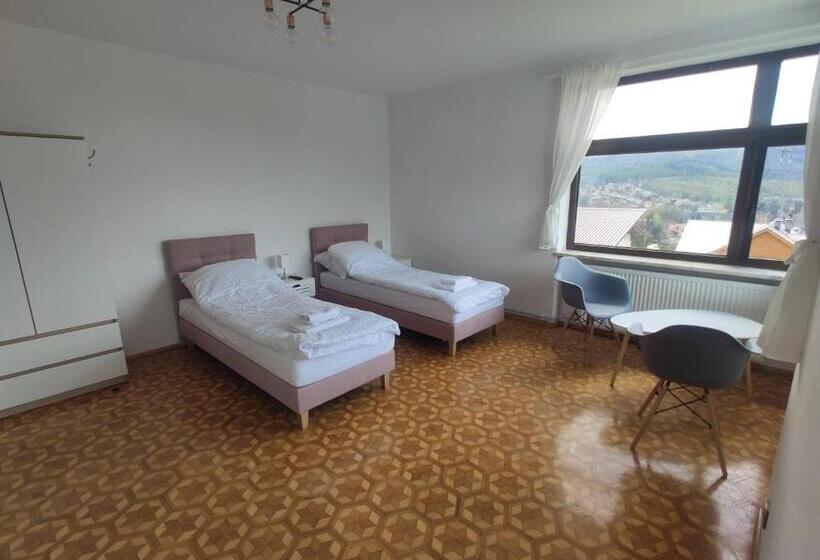 ペンション Apartamenty Monterska