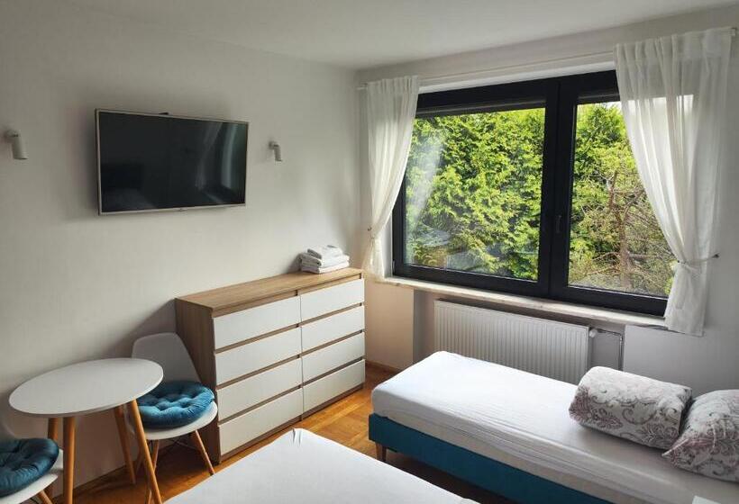 ペンション Apartamenty Monterska