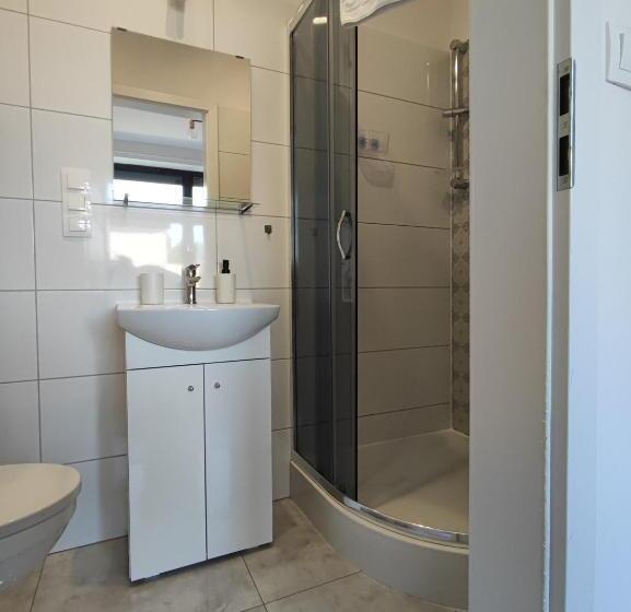 ペンション Apartamenty Monterska