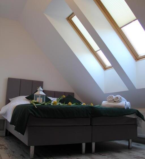 ペンション Azymut