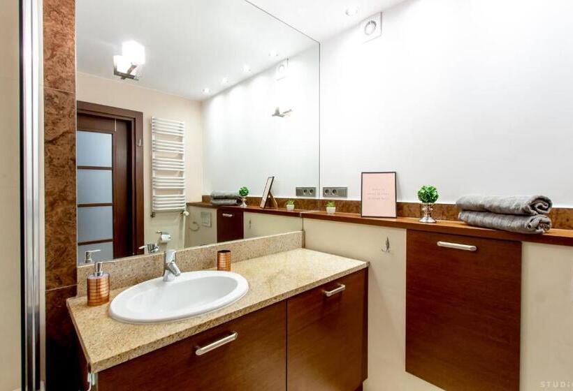 پانسیون Clicktheflat Sienna Center Apart Rooms