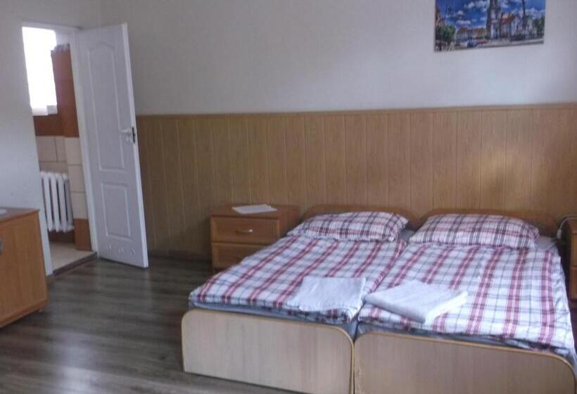 פנסיון Góściniec Iwona