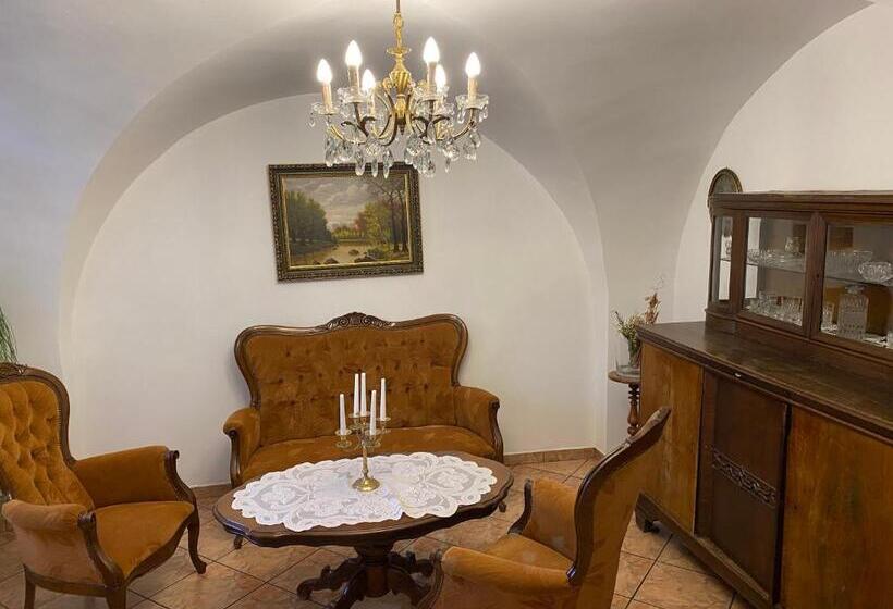 פנסיון Iwenica