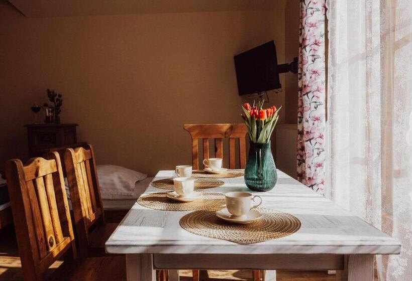 ペンション Krokuschata Pod Sokolicą