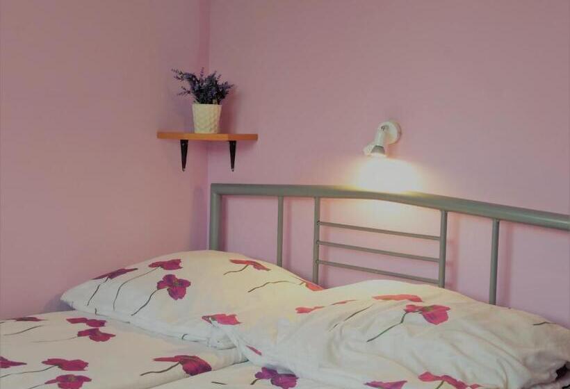 بنسيون Na Skwerku