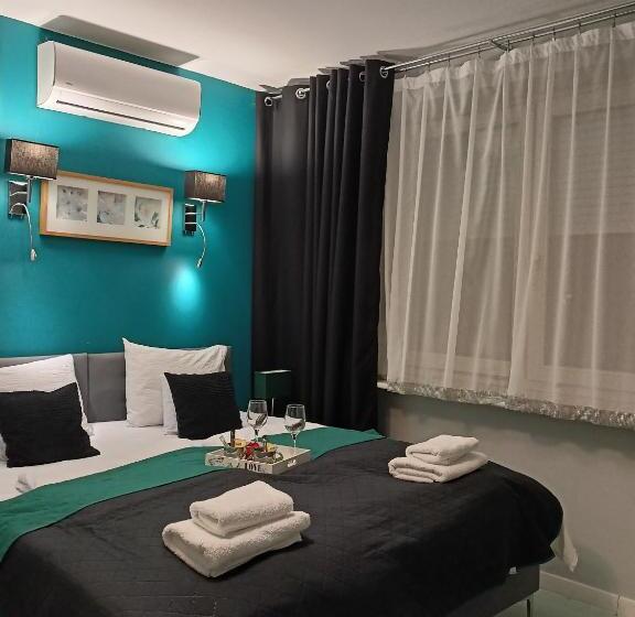 بنسيون Pokoje Hotelowe Nad Zalewem