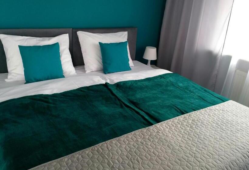 بنسيون Pokoje Hotelowe Nad Zalewem