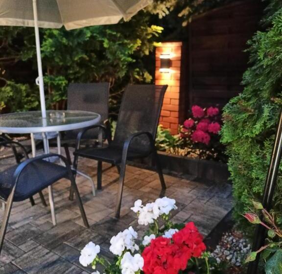 بنسيون Pokoje Hotelowe Nad Zalewem